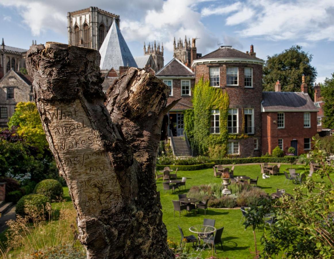 Grays Court Hotel York Bagian luar foto